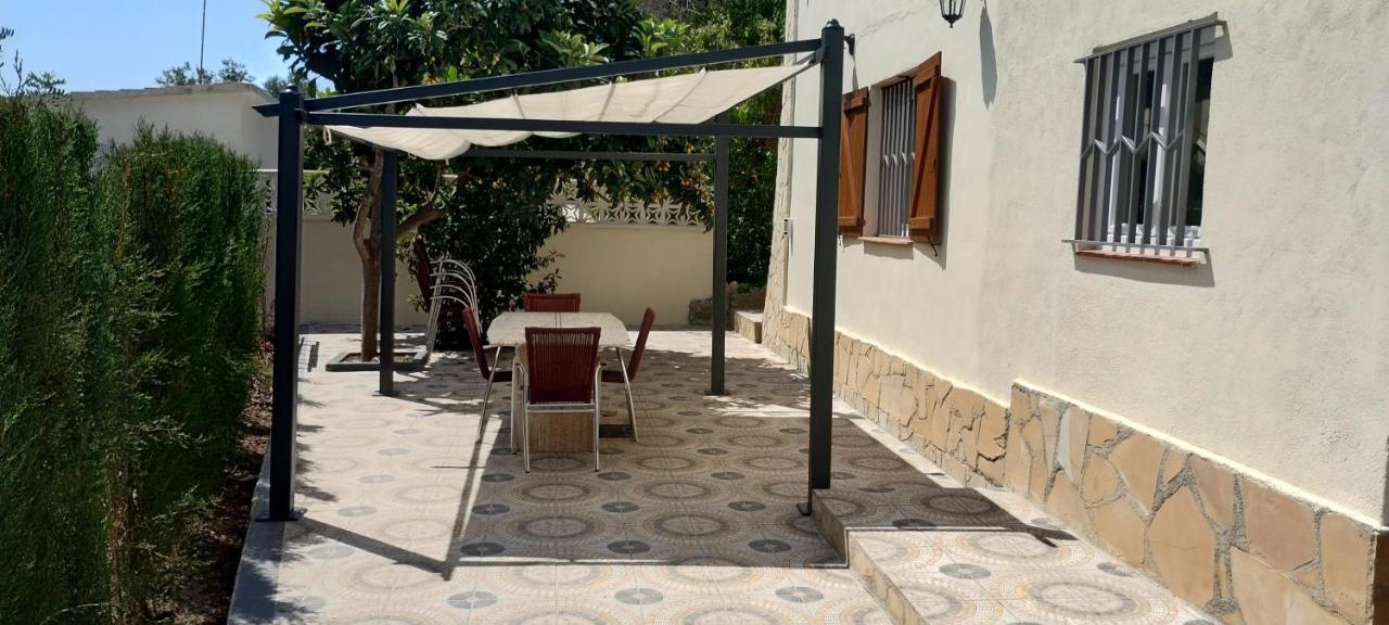 Silom House Villa Sant Pere De Ribes Eksteriør billede