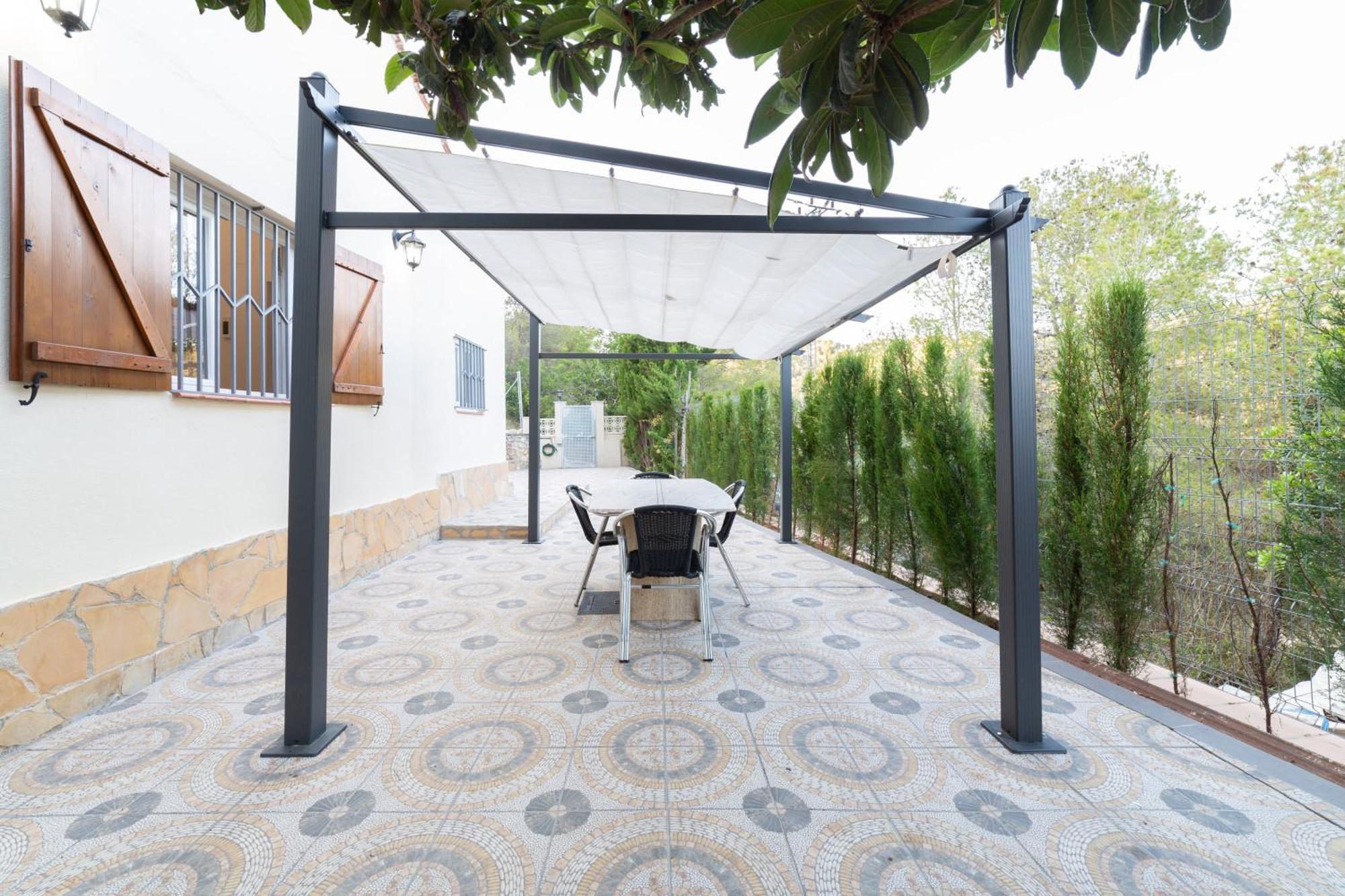 Silom House Villa Sant Pere De Ribes Eksteriør billede
